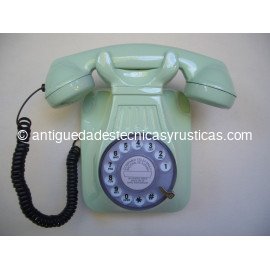 TELEFONO VERDE DE PARED TIPO ESPAÑOL ANTIGUO
